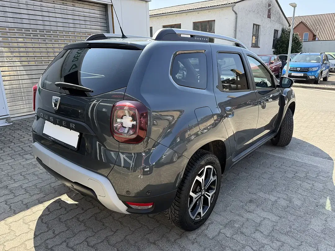 Dacia Duster - Thumbnail 3