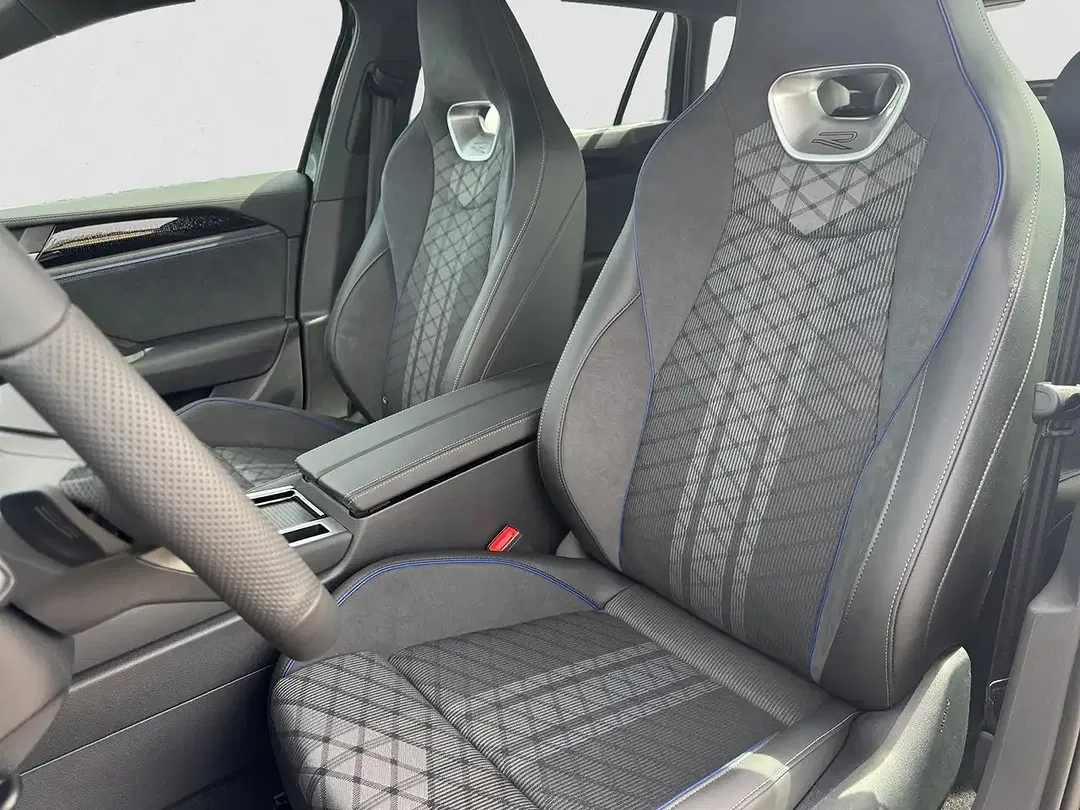 Volkswagen Passat Variant - Thumbnail 8