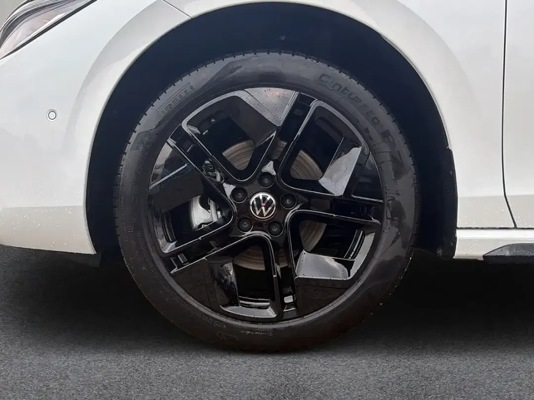 Volkswagen Passat Variant - Thumbnail 14