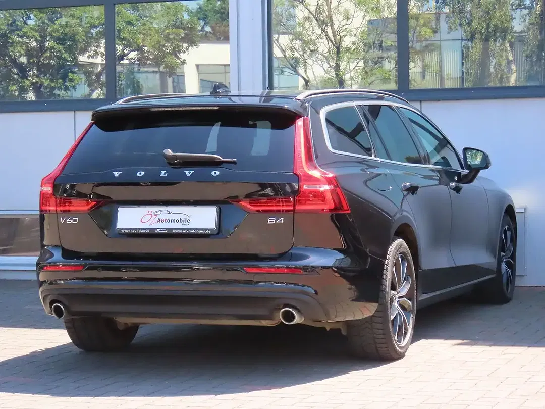 Volvo V60 - Thumbnail 7