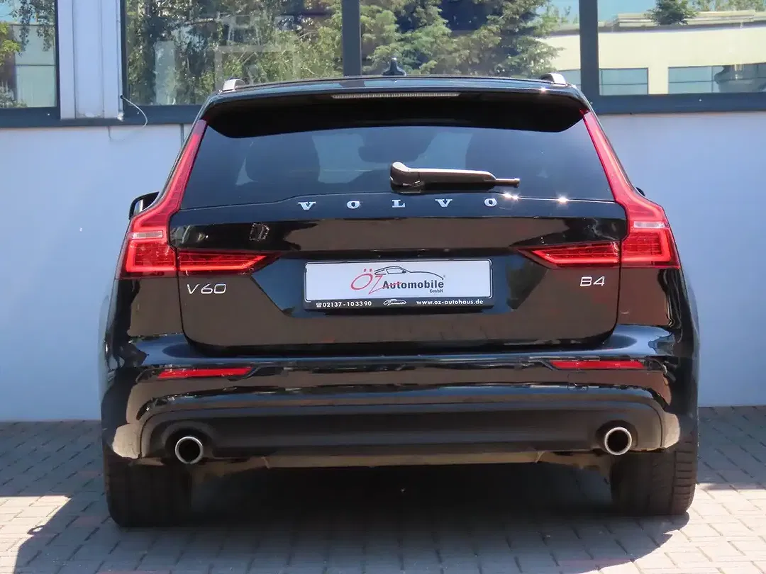 Volvo V60 - Thumbnail 8