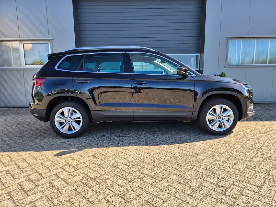 Skoda Karoq - Thumbnail 6