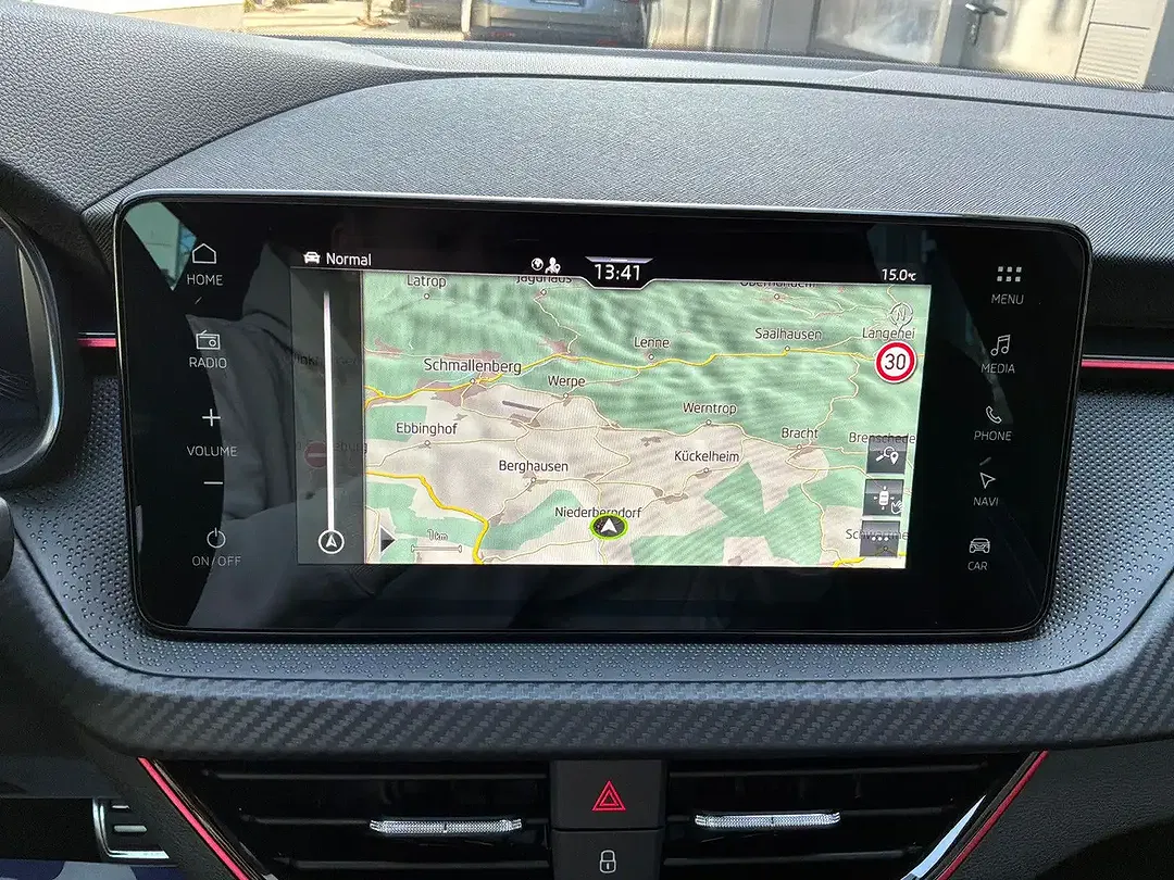 Skoda Kamiq - Thumbnail 12