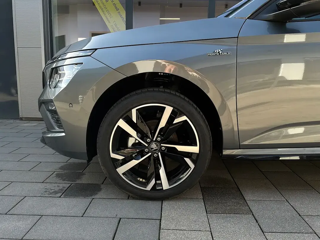 Skoda Kamiq - Thumbnail 2