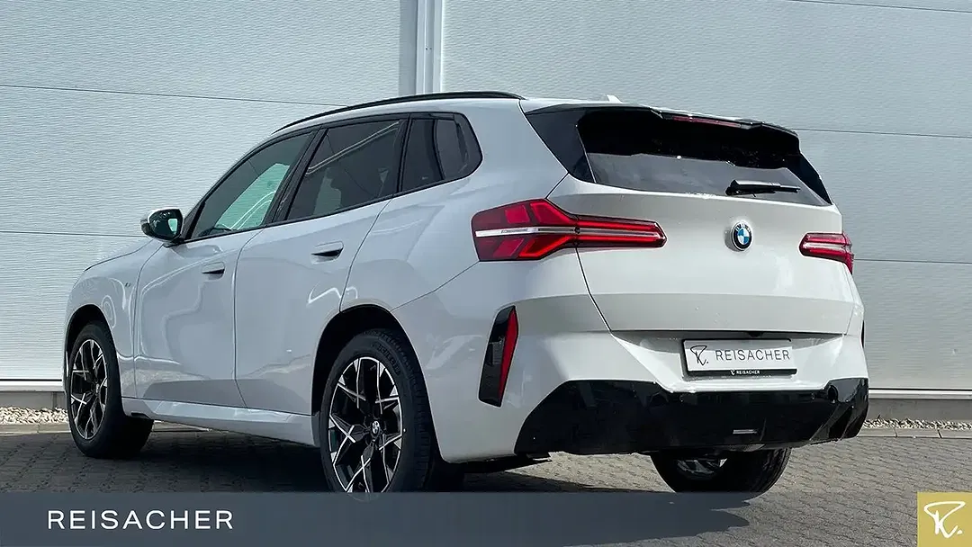 BMW X3 - Thumbnail 2