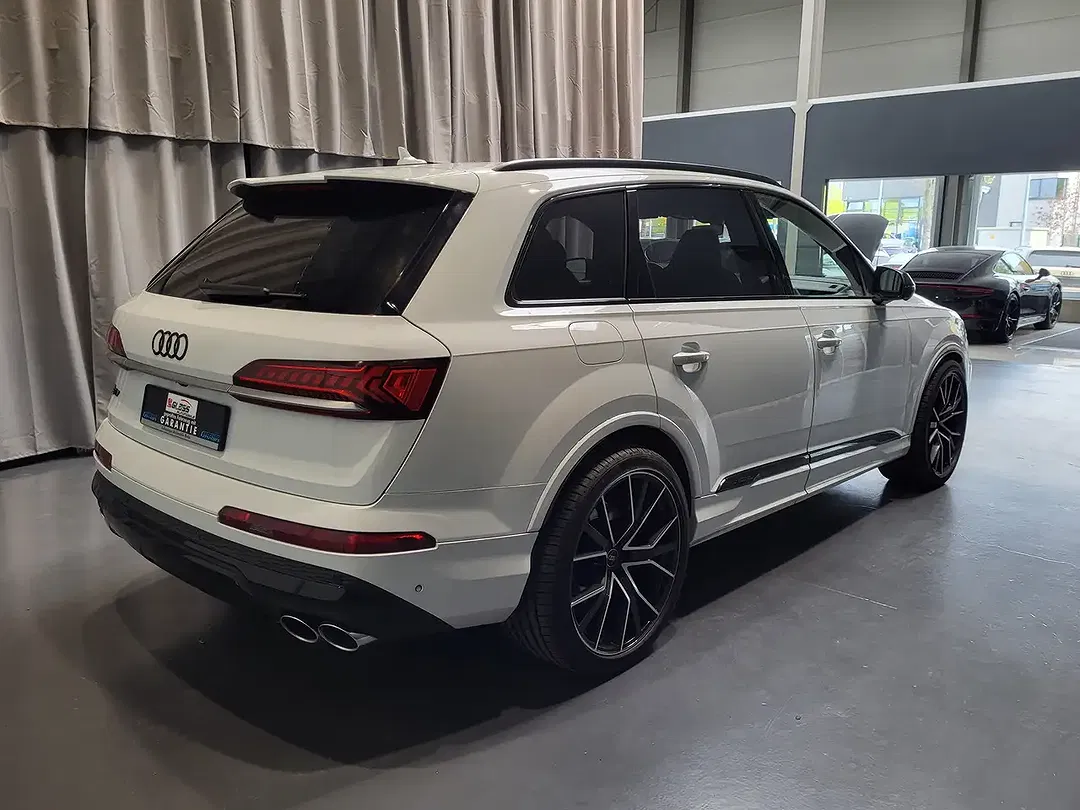 Audi SQ7 - Thumbnail 4