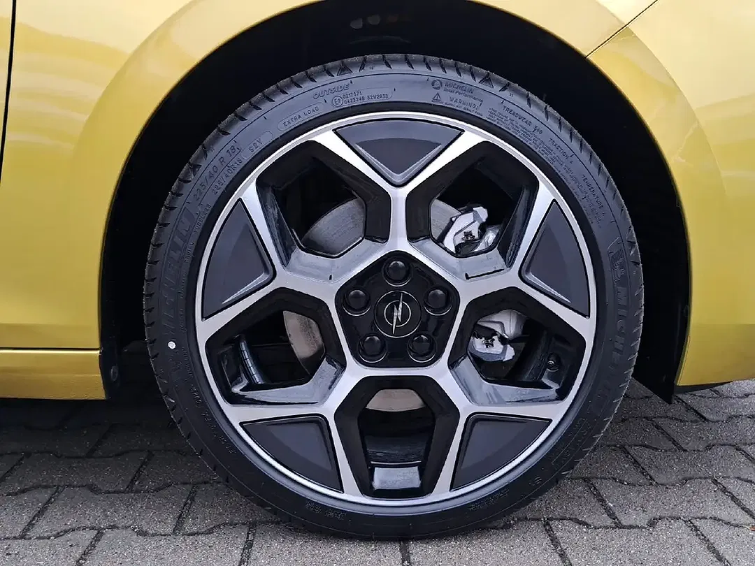 Opel Astra - Thumbnail 5