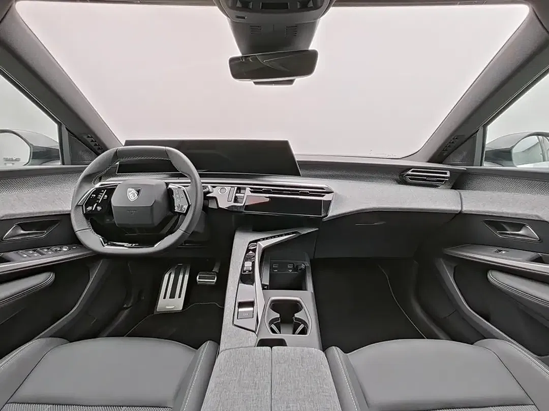 Peugeot 3008 - Thumbnail 8