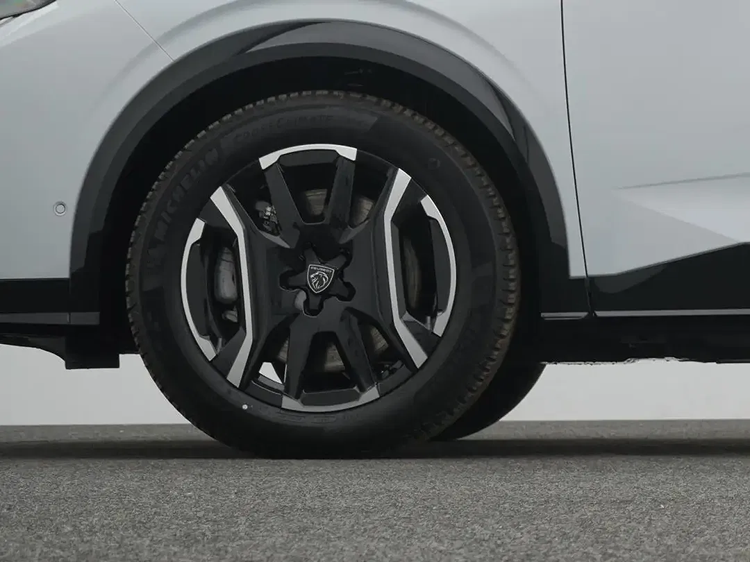 Peugeot 3008 - Thumbnail 6
