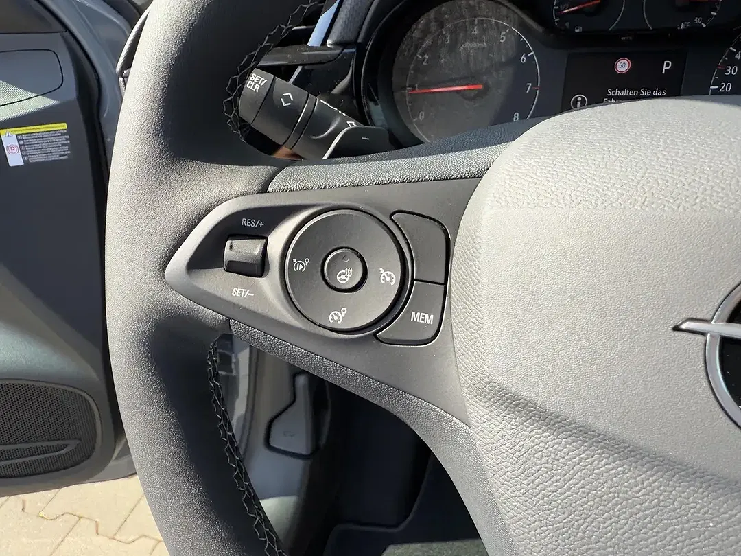 Opel Corsa - Thumbnail 24