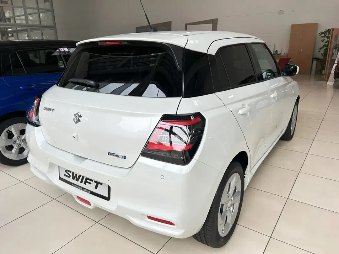 Suzuki Swift - Thumbnail 6