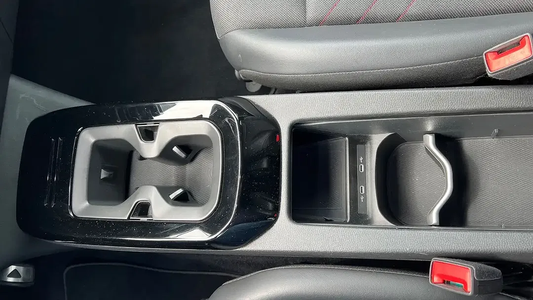 Volkswagen ID.4 - Thumbnail 15