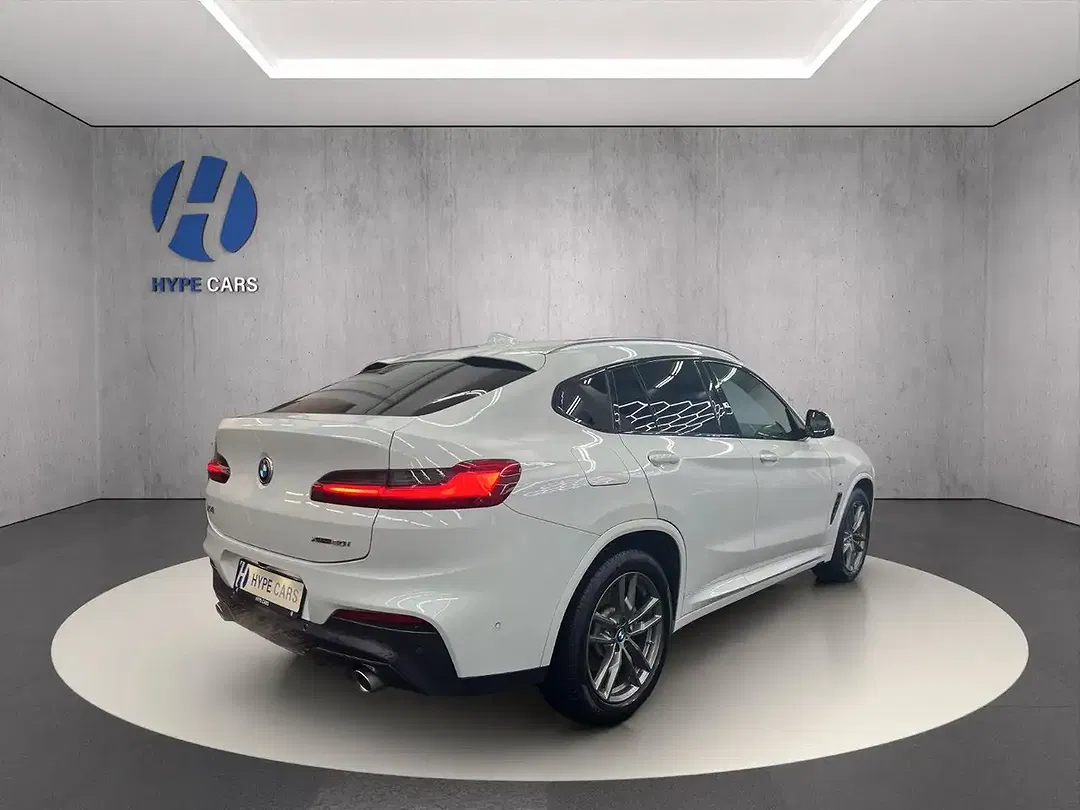 BMW X4 - Thumbnail 5