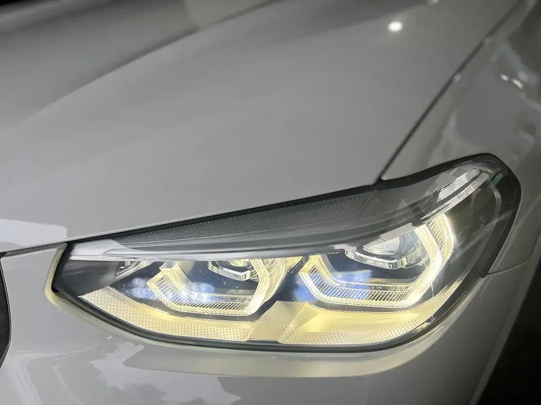 BMW X4 - Thumbnail 9