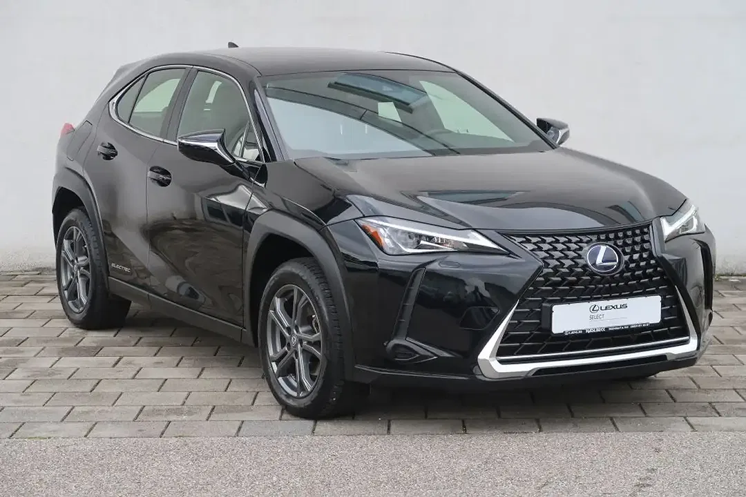 Lexus UX 300e - Thumbnail 2