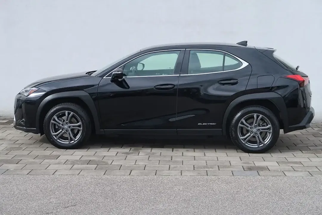 Lexus UX 300e - Thumbnail 7