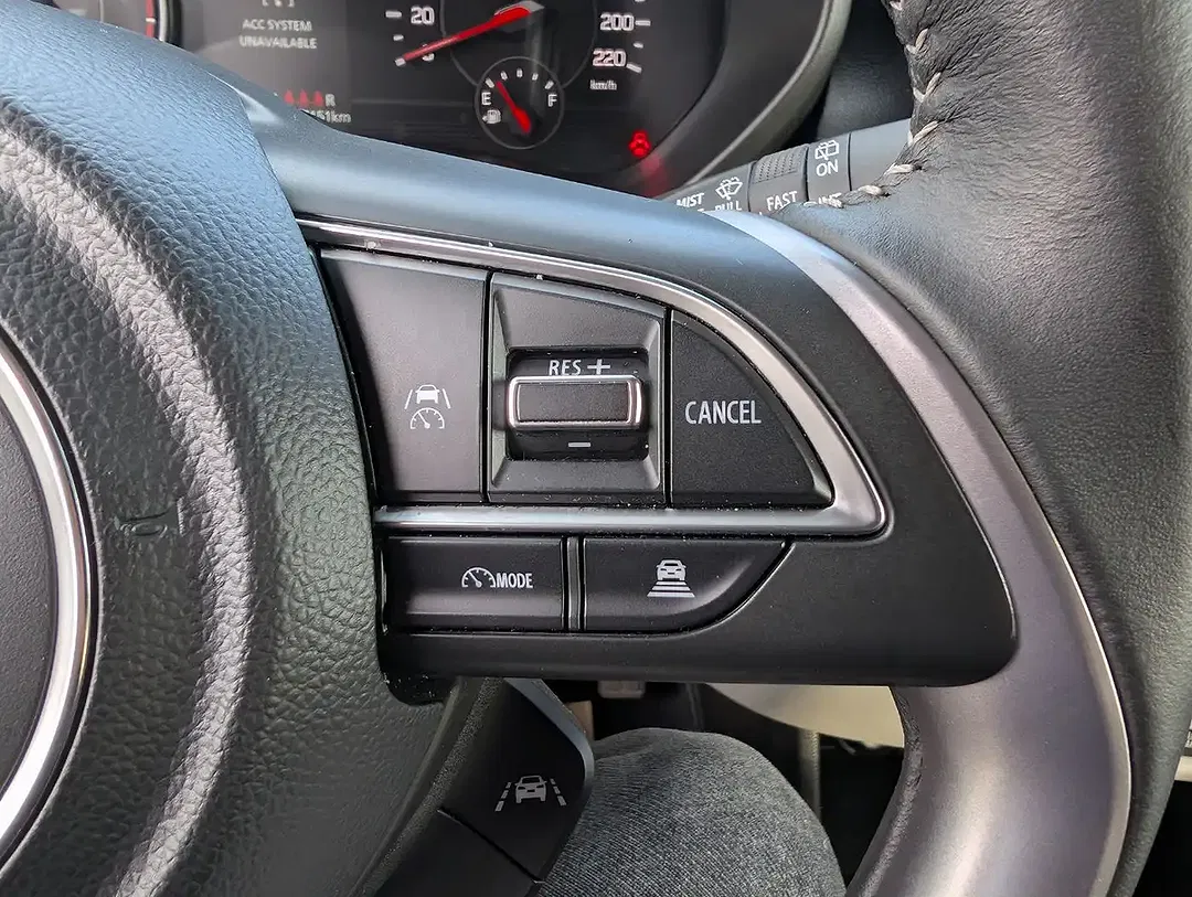 Suzuki Swift - Thumbnail 16