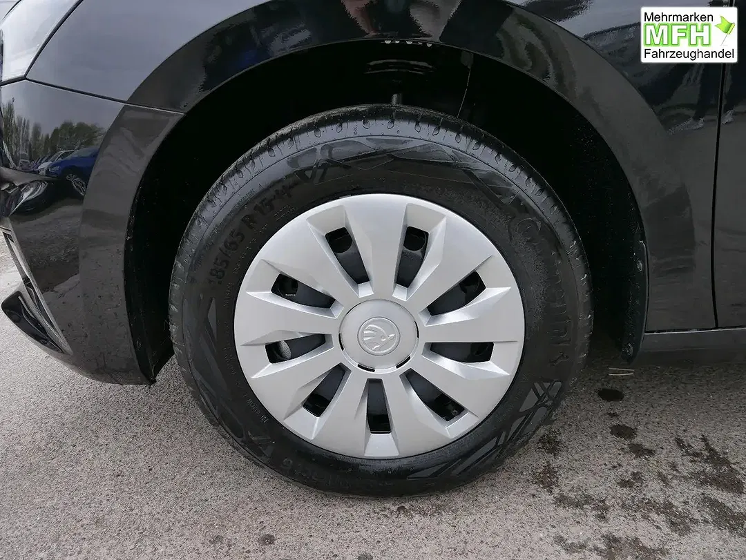 Skoda Fabia - Thumbnail 4