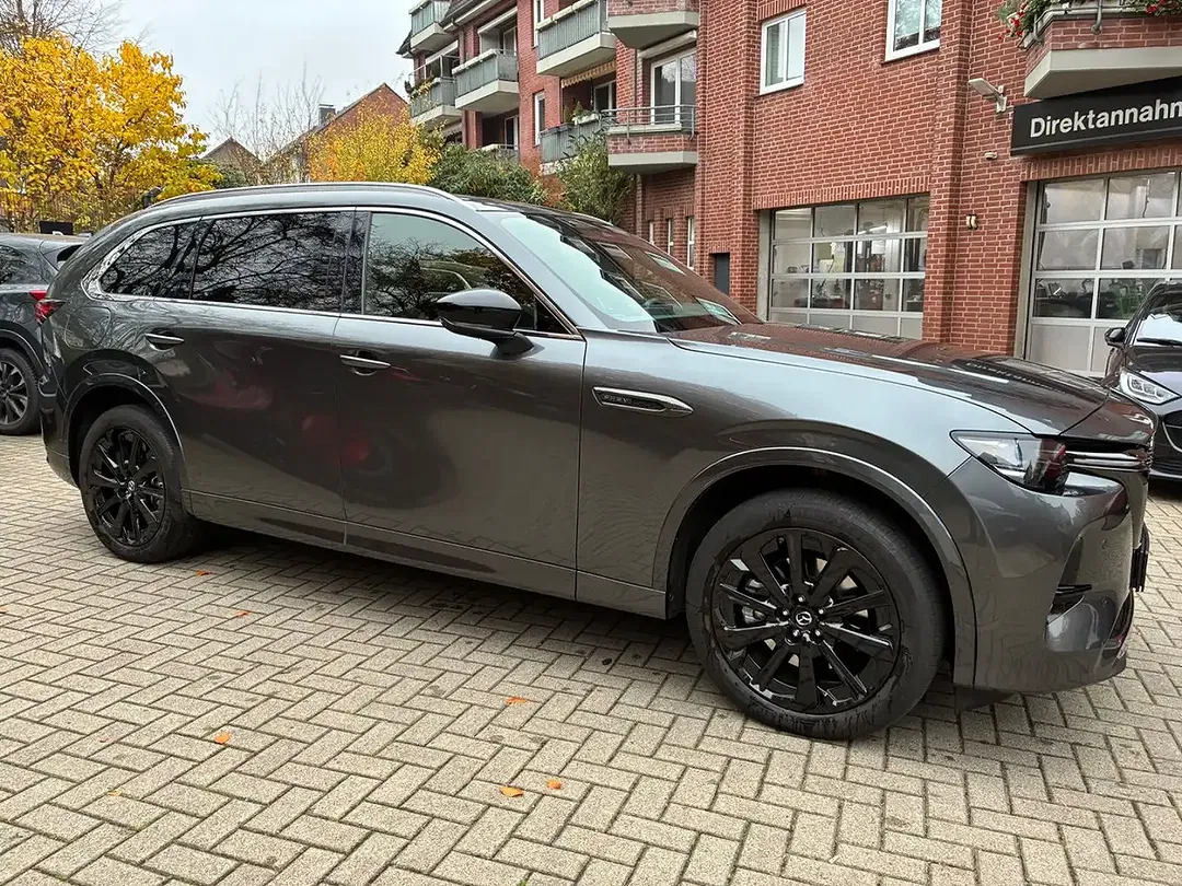 Mazda CX-80 - Thumbnail 2