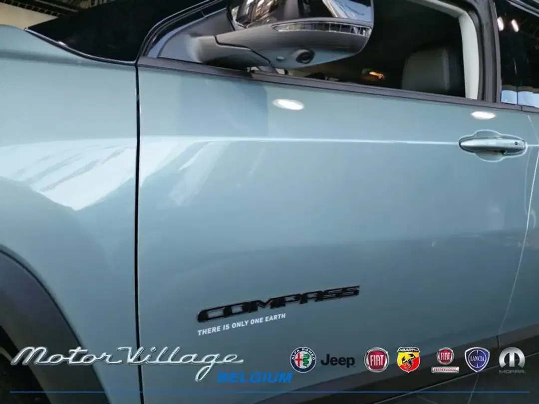 Jeep Compass - Thumbnail 12