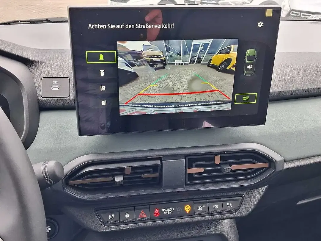 Dacia Sandero - Thumbnail 11