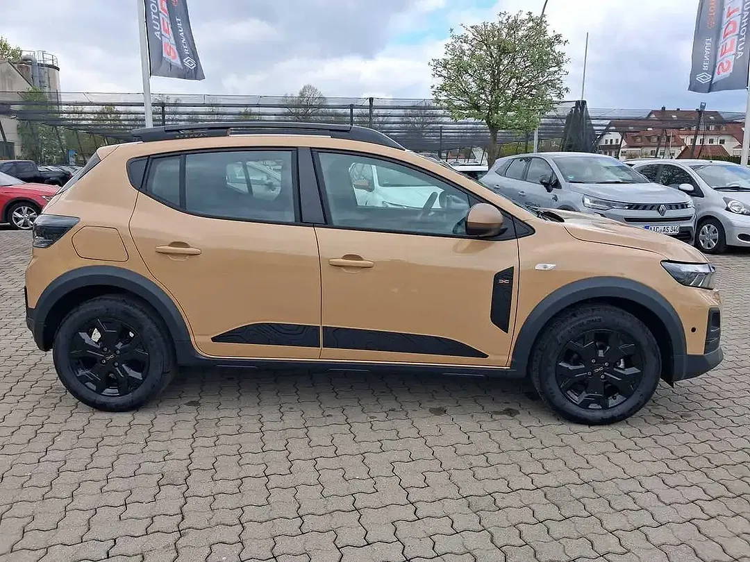 Dacia Sandero - Thumbnail 6