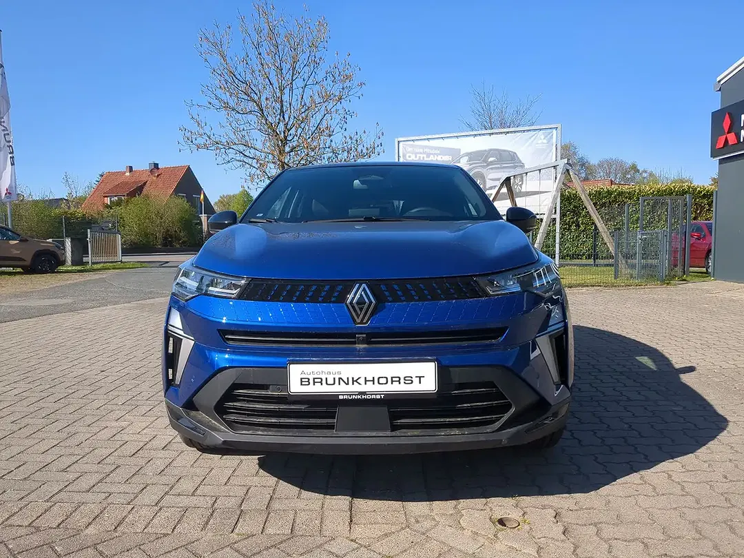 Renault Captur - Thumbnail 3