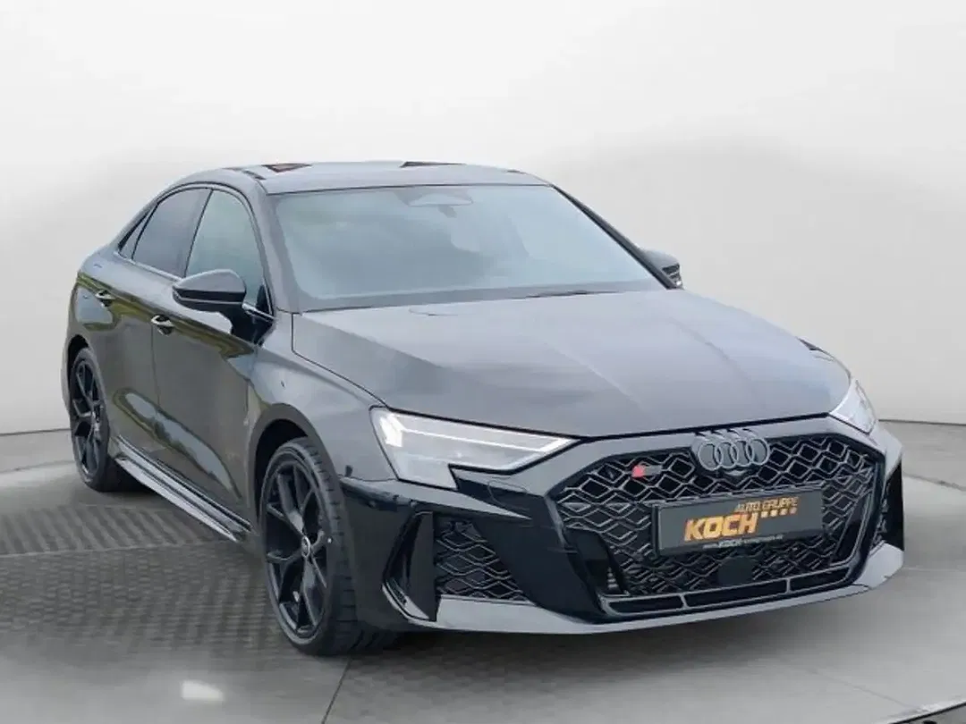 Audi RS3 - Thumbnail 4