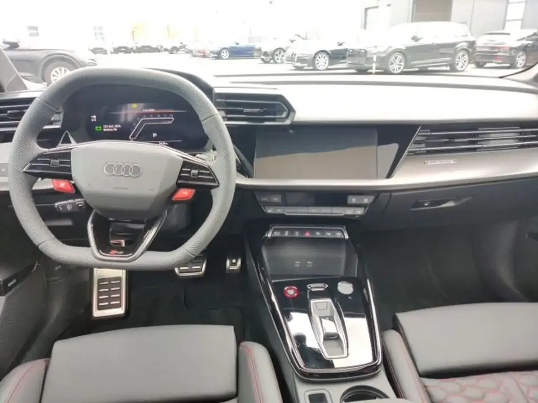 Audi RS3 - Thumbnail 7