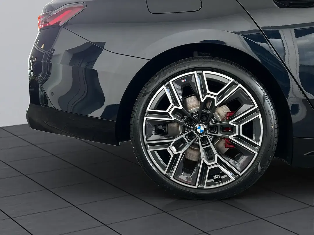 BMW 520 - Thumbnail 5