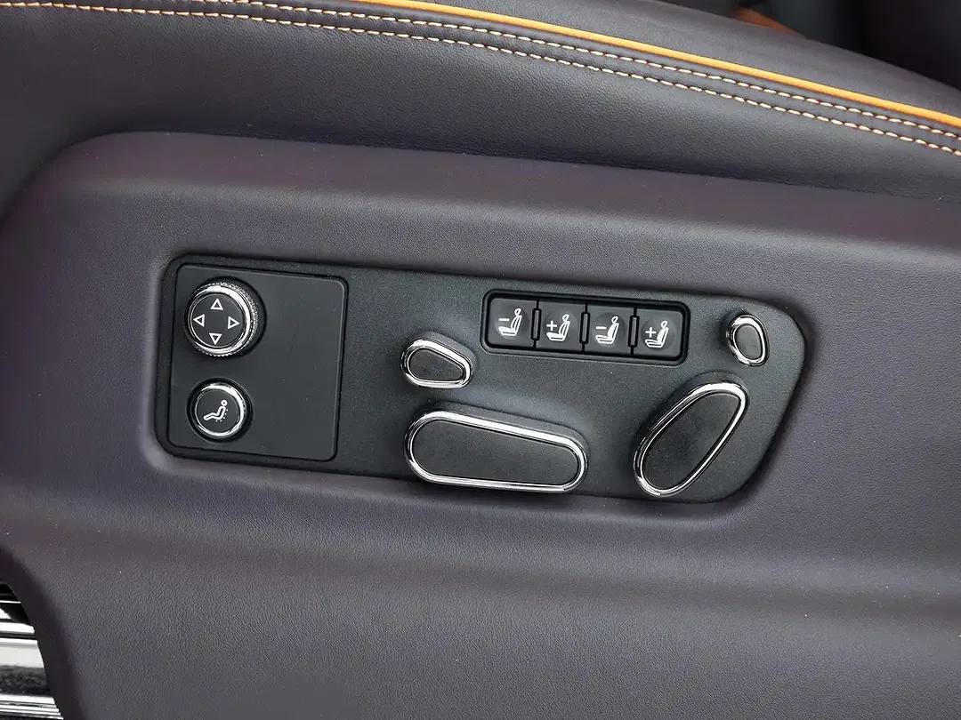 Bentley Bentayga - Thumbnail 22