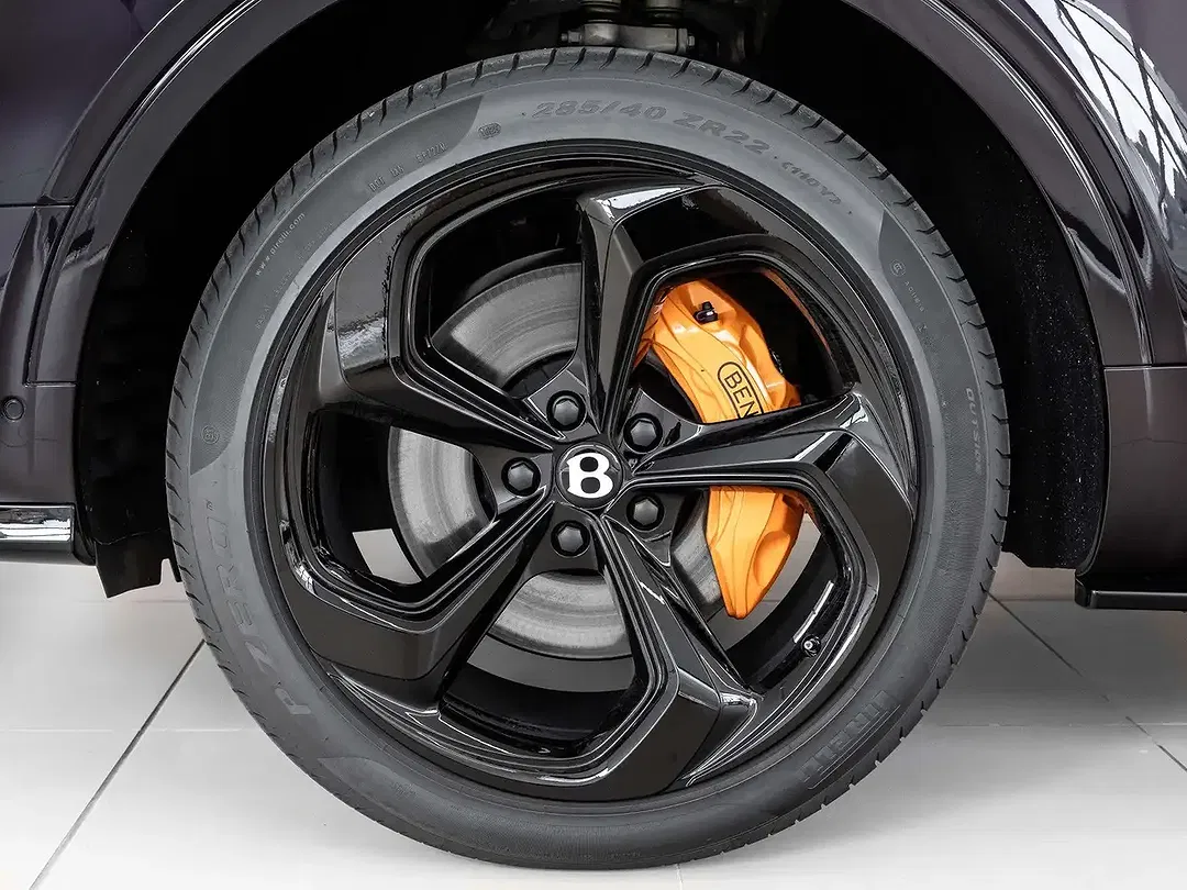 Bentley Bentayga - Thumbnail 27