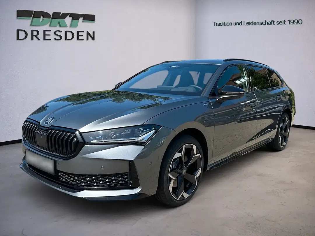 Skoda Superb - Thumbnail 1