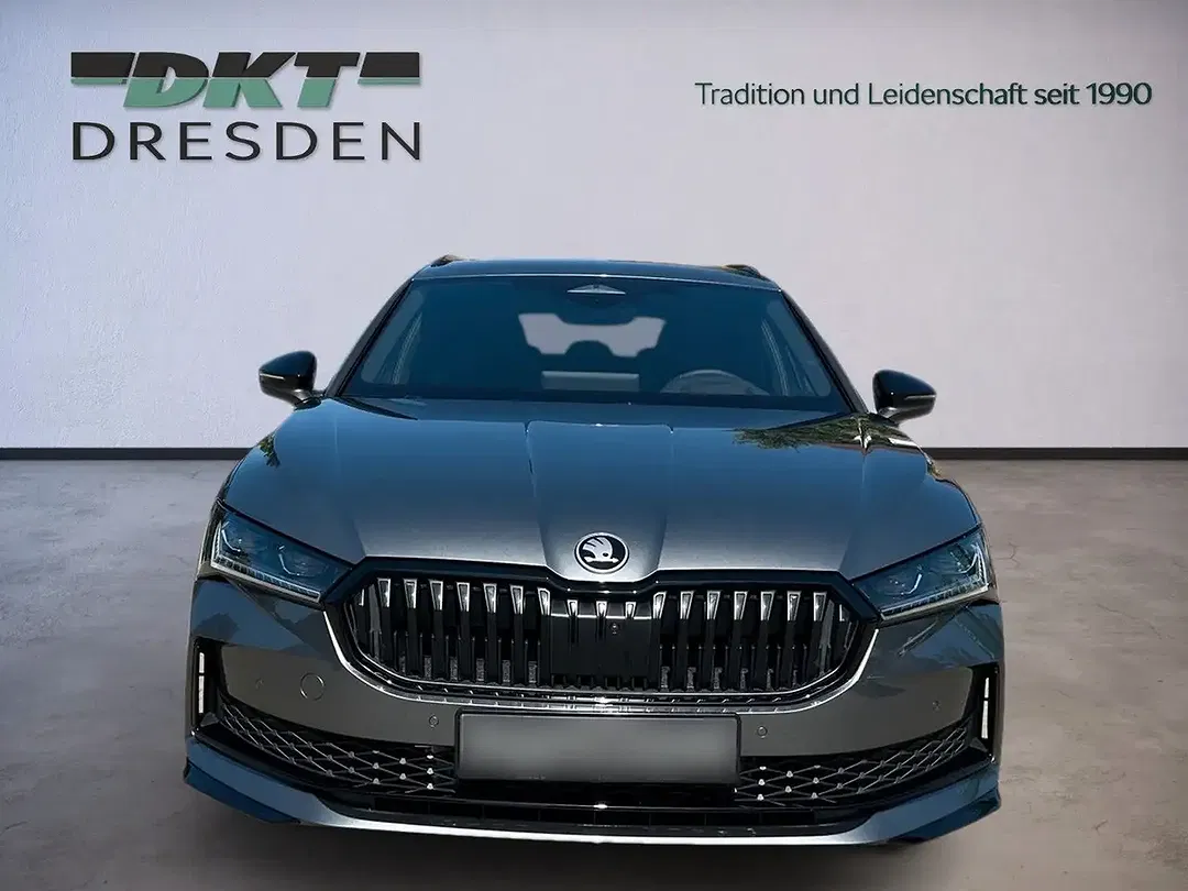 Skoda Superb - Thumbnail 2