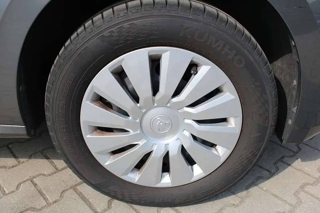 Skoda Kamiq - Thumbnail 12