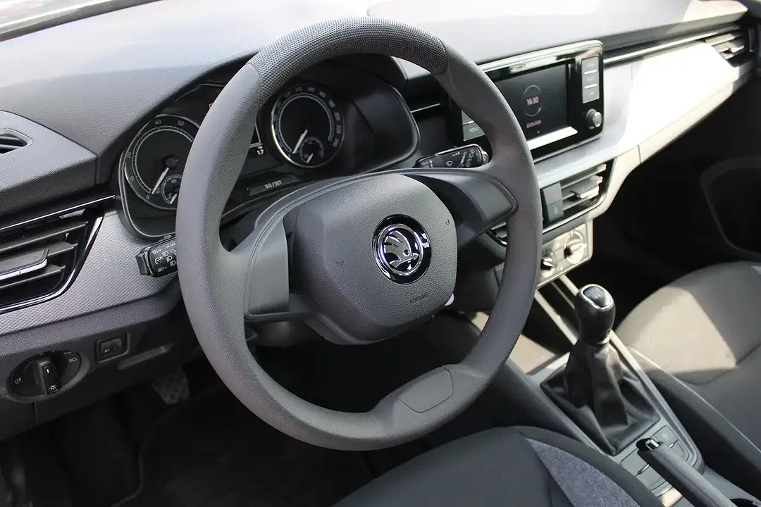 Skoda Kamiq - Thumbnail 13