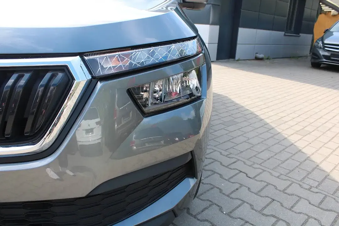 Skoda Kamiq - Thumbnail 2