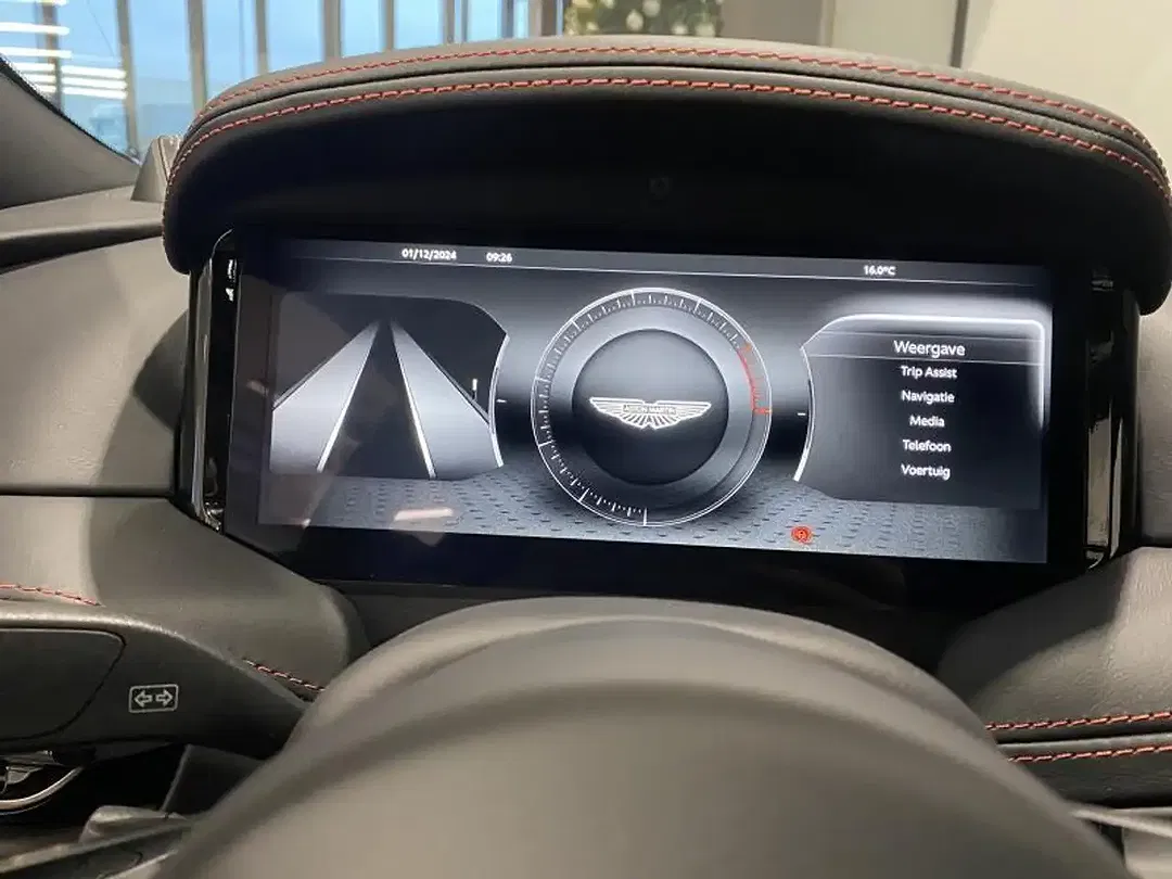 Aston Martin DB12 - Thumbnail 20