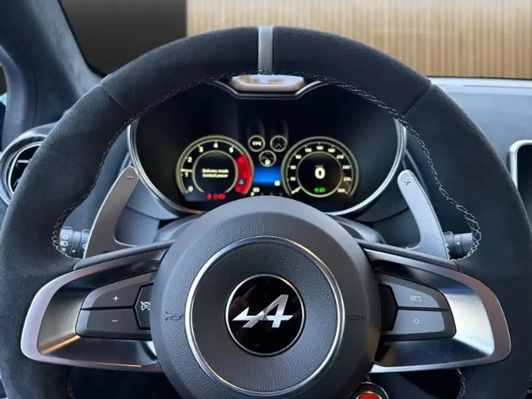 Alpine A110 - Thumbnail 8