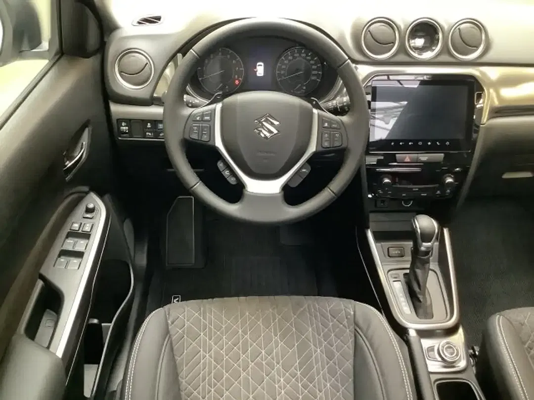 Suzuki Vitara - Thumbnail 10