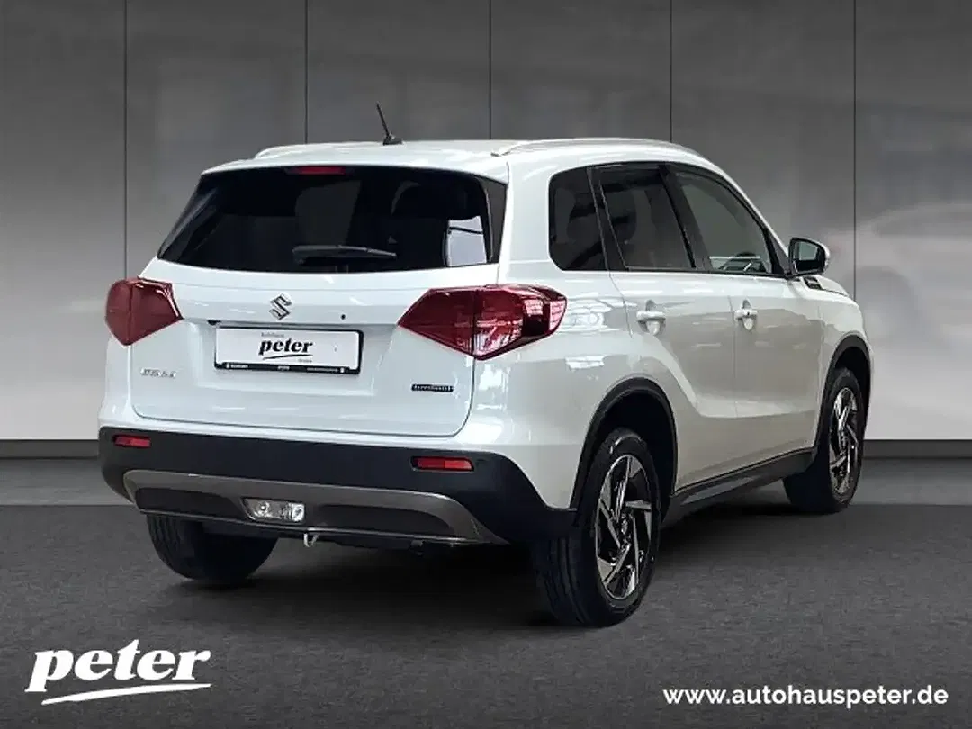 Suzuki Vitara - Thumbnail 3