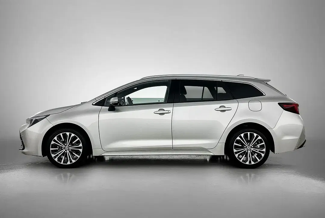 Toyota Corolla - Thumbnail 6