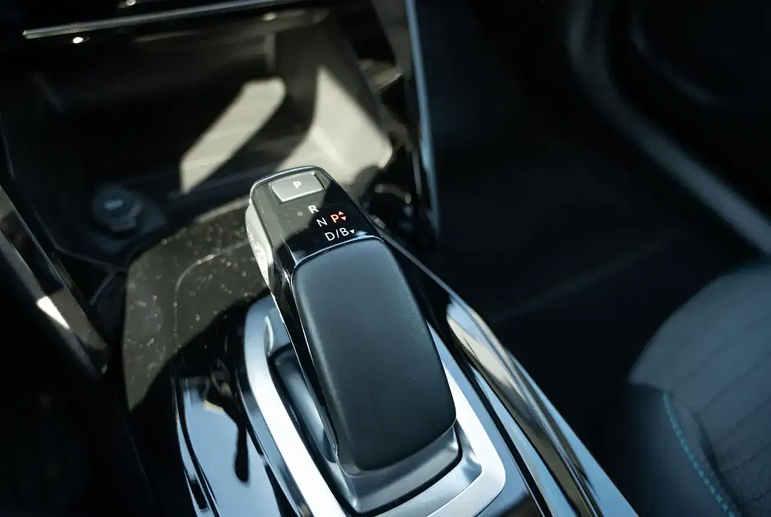 Peugeot 2008 - Thumbnail 7