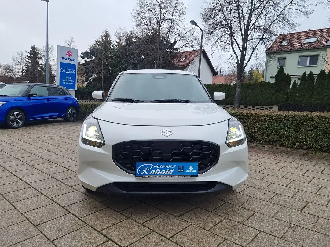 Suzuki Swift - Thumbnail 7