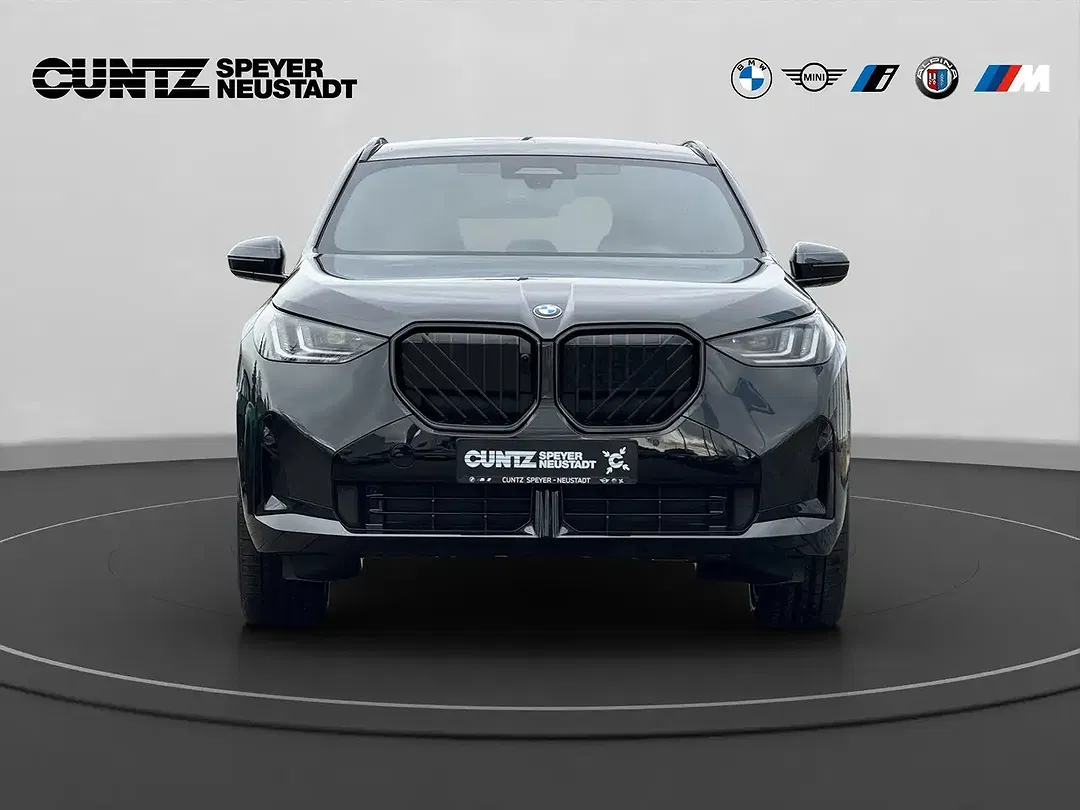 BMW X3 - Thumbnail 2