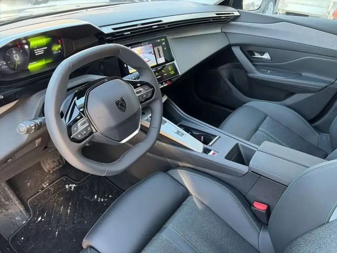 Peugeot 308 - Thumbnail 10