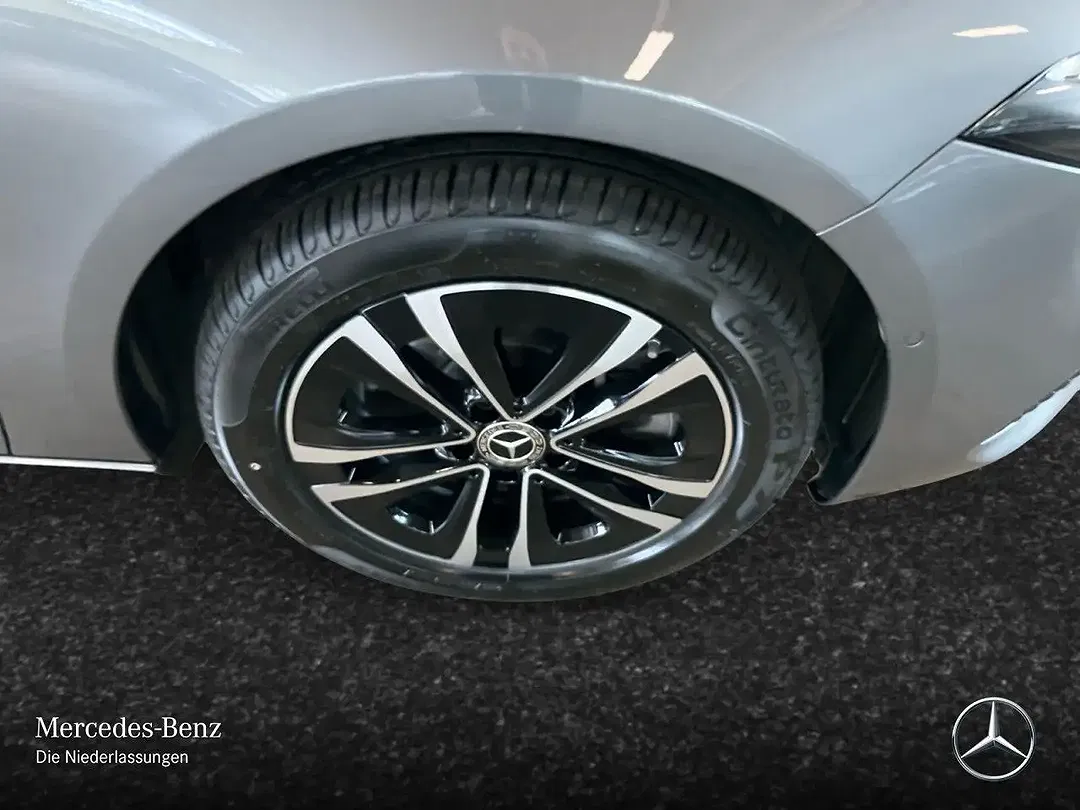 Mercedes-Benz A 250 - Thumbnail 5