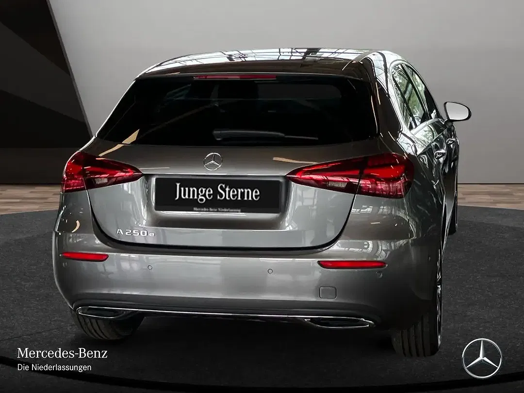 Mercedes-Benz A 250 - Thumbnail 7