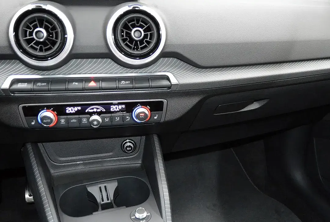 Audi Q2 - Thumbnail 11