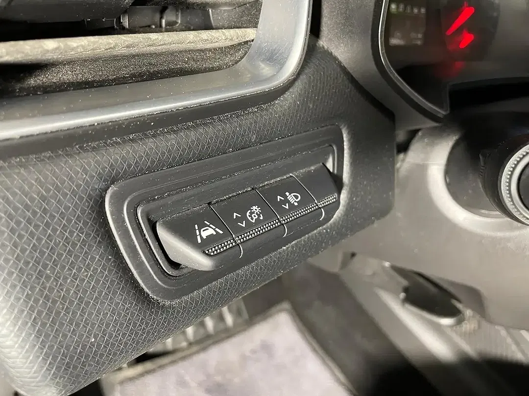 Renault Clio - Thumbnail 5